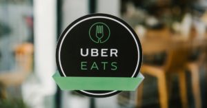 現役配達員が考察】Uber Eats(ウーバーイーツ)は稼げる!?稼げない!?